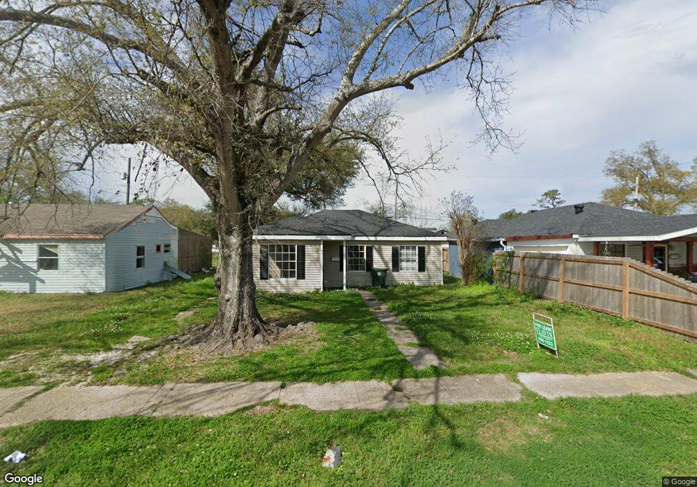 2411 11th St, Lake Charles, LA 70601 - photo 1