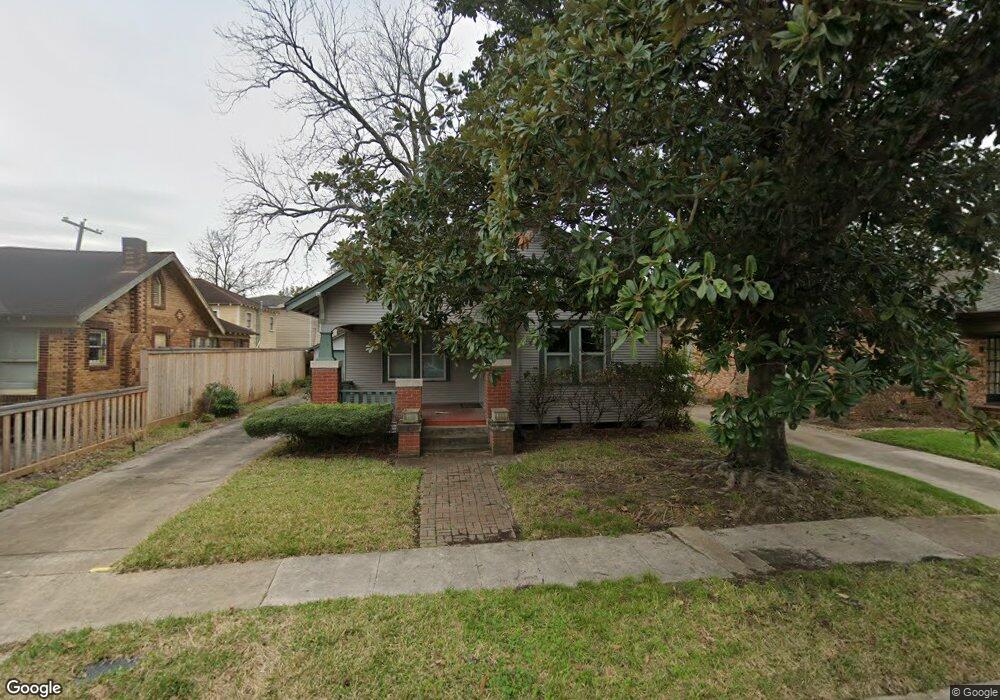 908 Pizer St, Houston, TX 77009 - photo 1