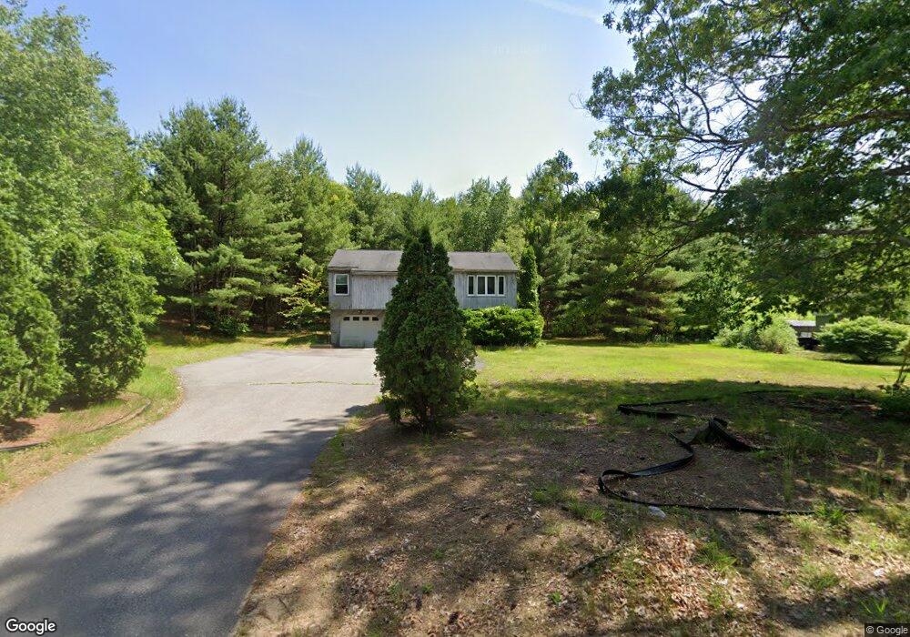 27 W Chamberlain Rd, MerriMacK, NH 03054 - photo 1