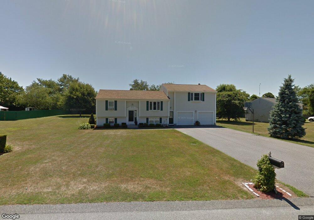 19 Buck Rd, Middletown, RI 02842 - photo 1
