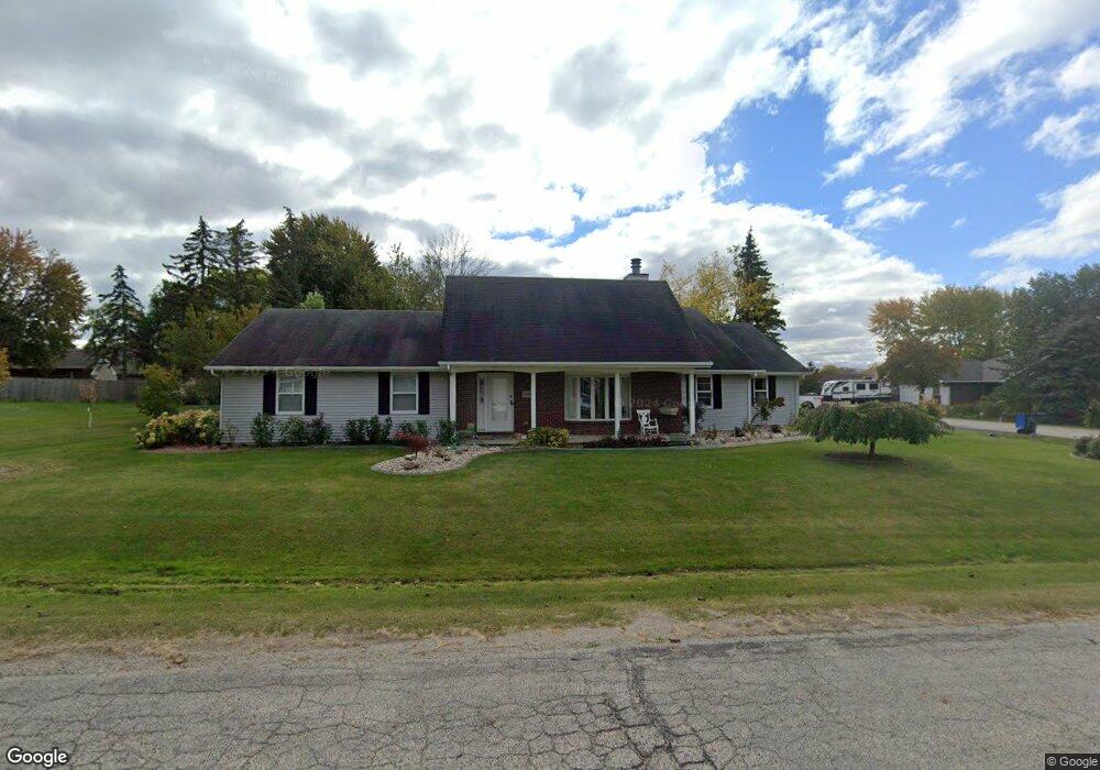 1395 W Seneca Dr, Appleton, WI 54914 - photo 1