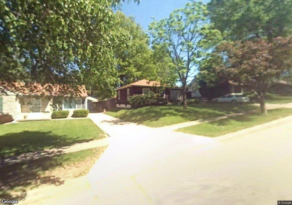 5919 Forest Ave, Des Moines, IA 50311 - photo 1