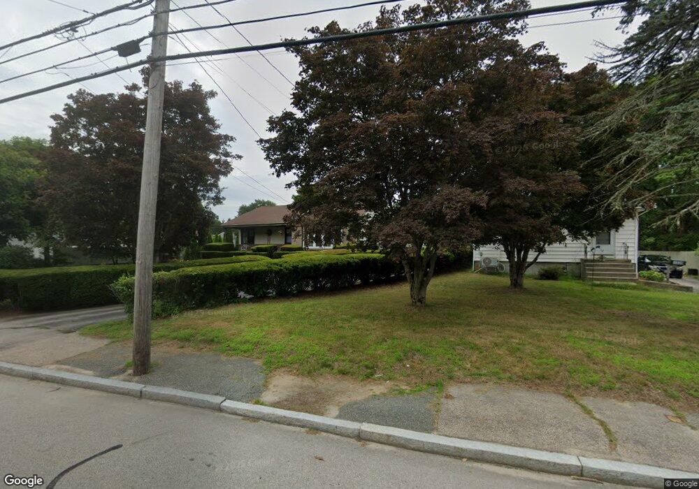 1324 W Shore Rd, Warwick, RI 02889 - photo 1