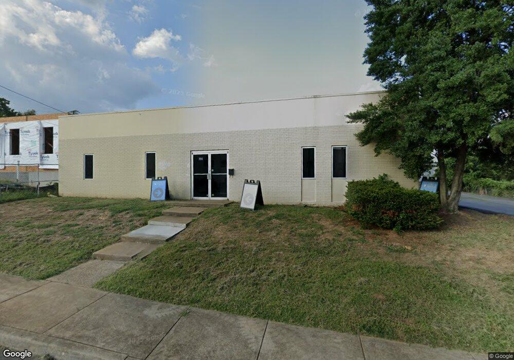 701 Charlton Ave, Charlottesville, VA 22903 - photo 1