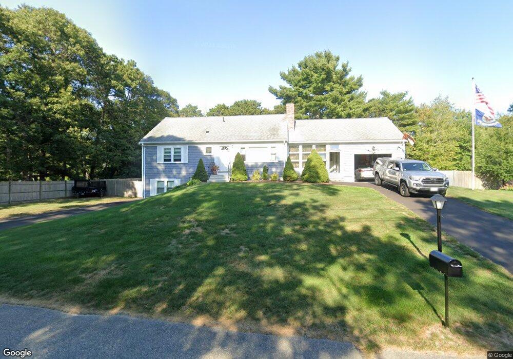 10 Dogwood Ln, Cotuit, MA 02635 - photo 1