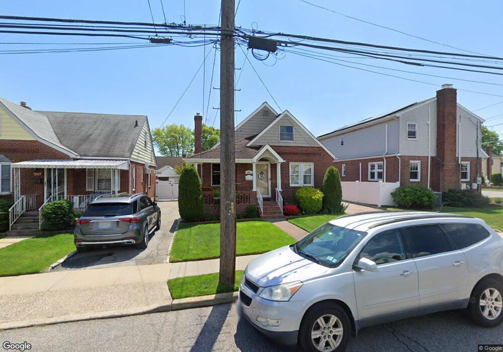 1091 Theodora St, Franklin Square, NY 11010 - photo 1