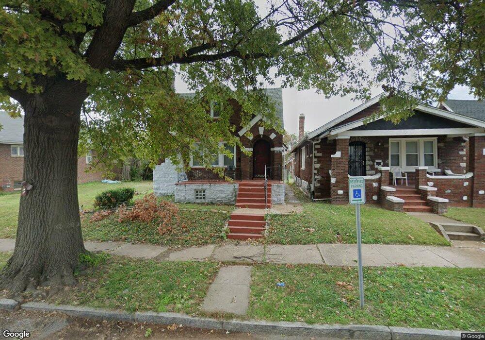 4641 Kossuth Ave, Saint Louis, MO 63115 - photo 1