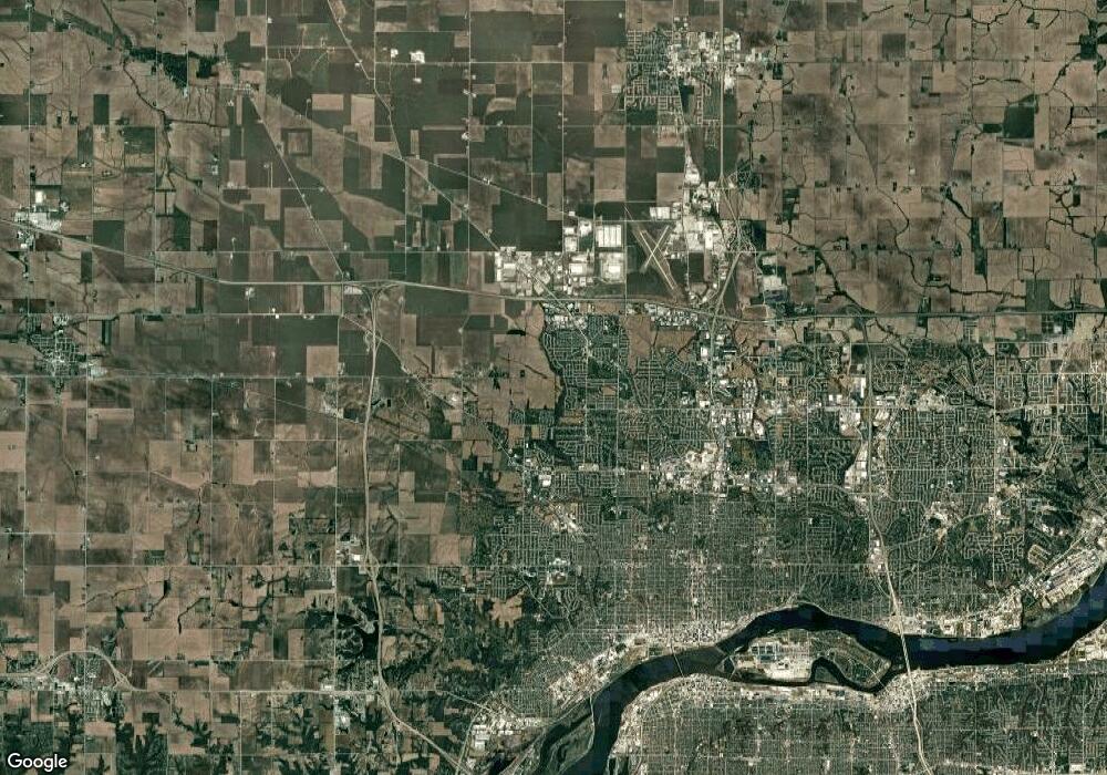 1611 W 151st St, Davenport, IA 52806 - photo 1