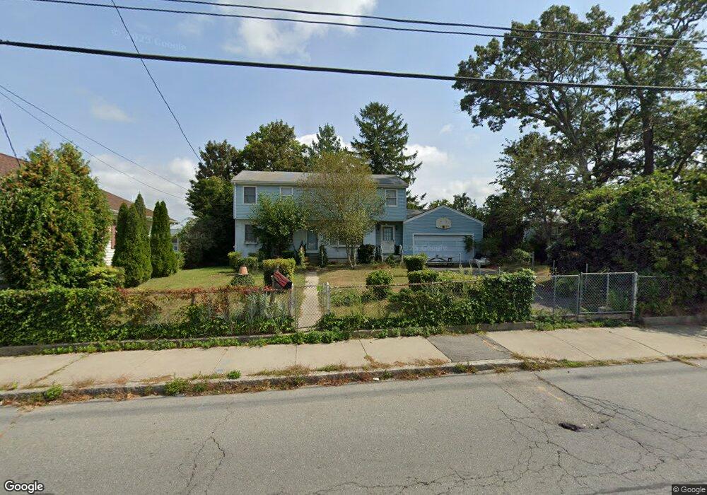 592 Jefferson St, Fall River, MA 02721 - photo 1