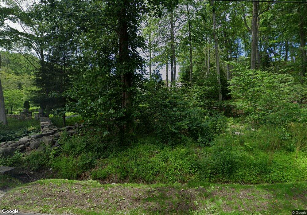 339 Indian Rock Rd, New Canaan, CT 06840 - photo 1