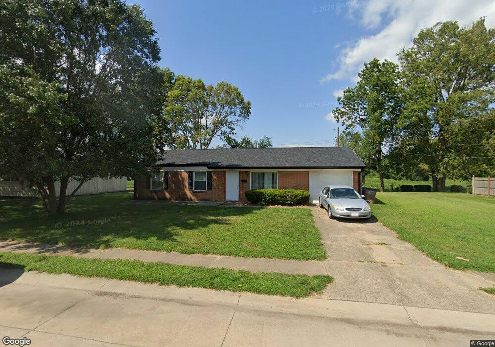 2804 31st St, Columbus, IN 47203 - photo 1