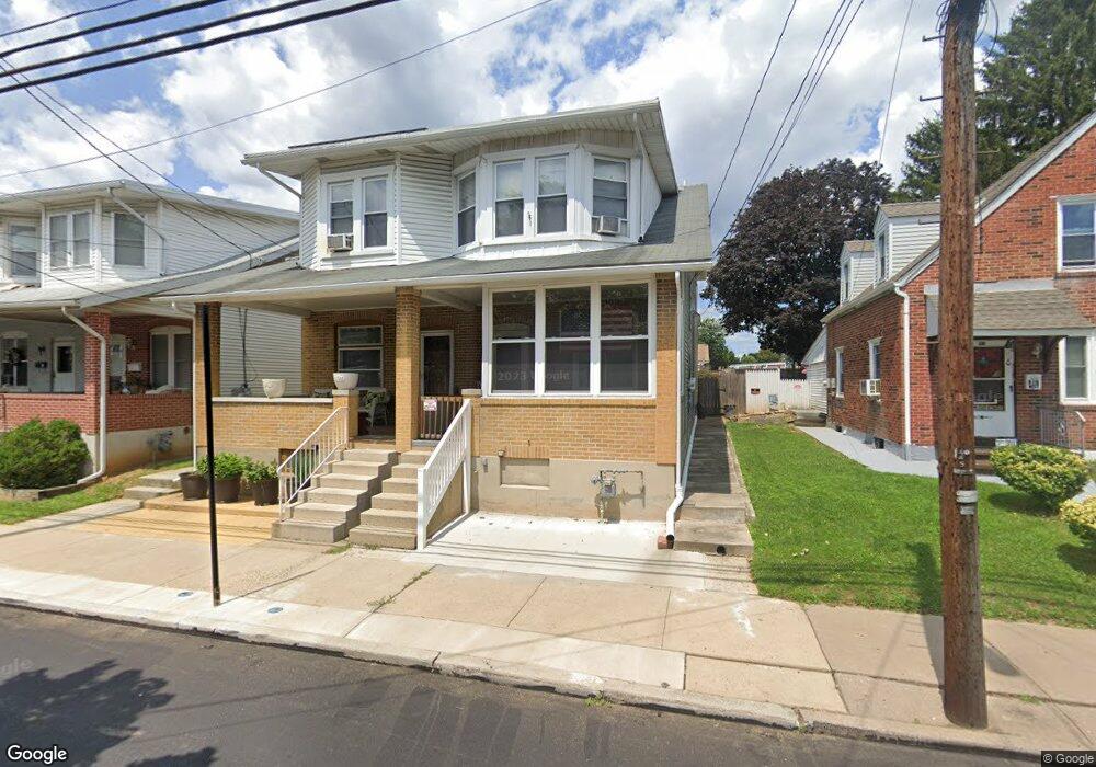 921 W Wyoming St, Allentown, PA 18103 - photo 1