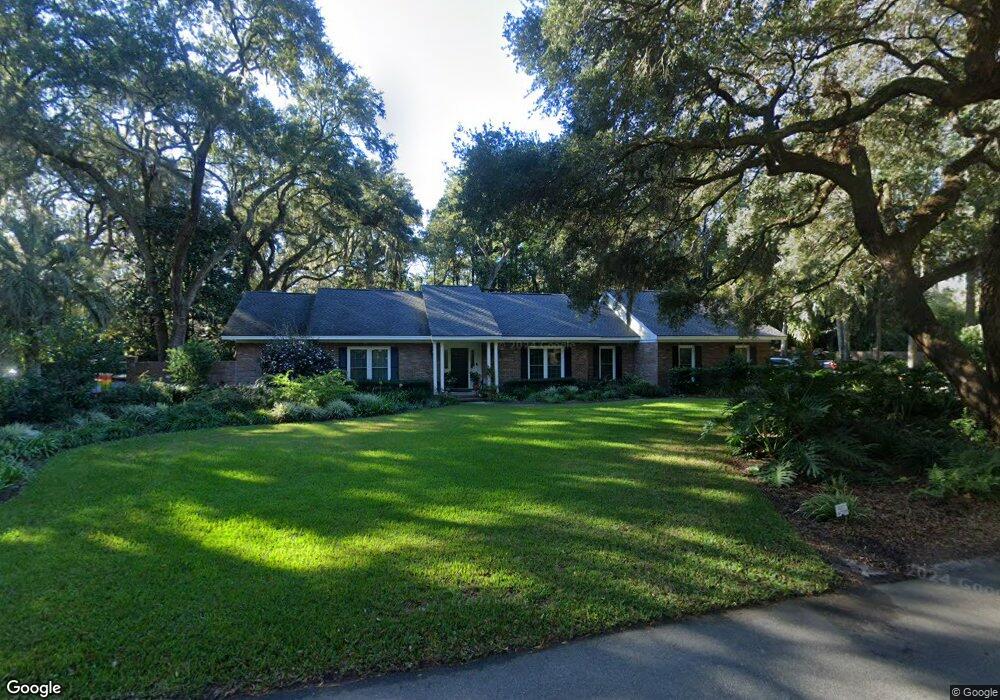 209 Five Pounds Rd, Saint Simons Island, GA 31522 - photo 1