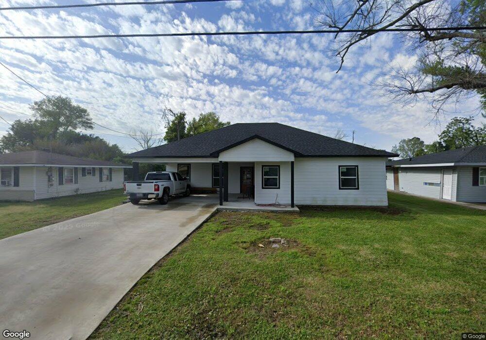 1204 Clover Dr, Lake Charles, LA 70607 - photo 1