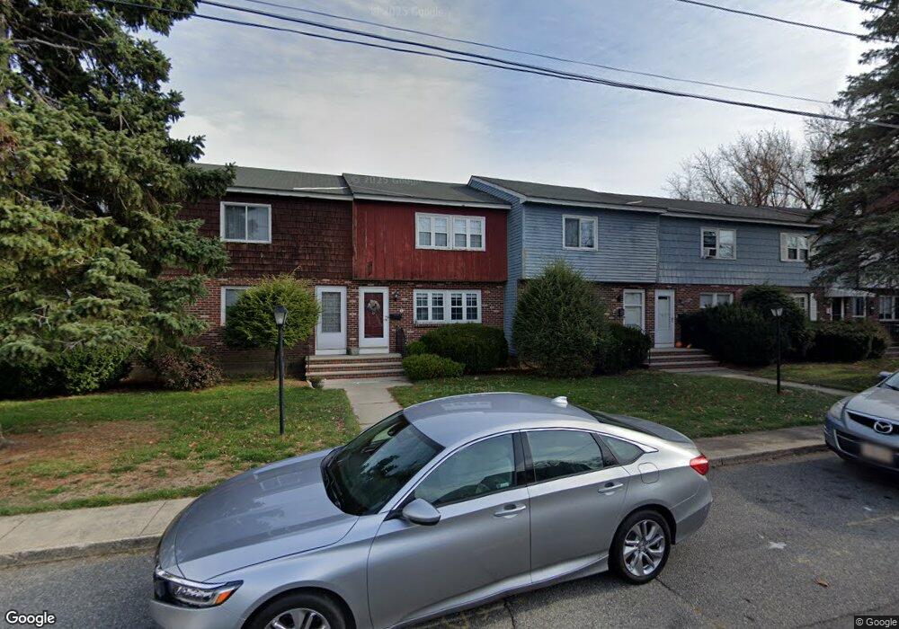 10 Shawsheen Rd, Lawrence, MA 01843 - photo 1