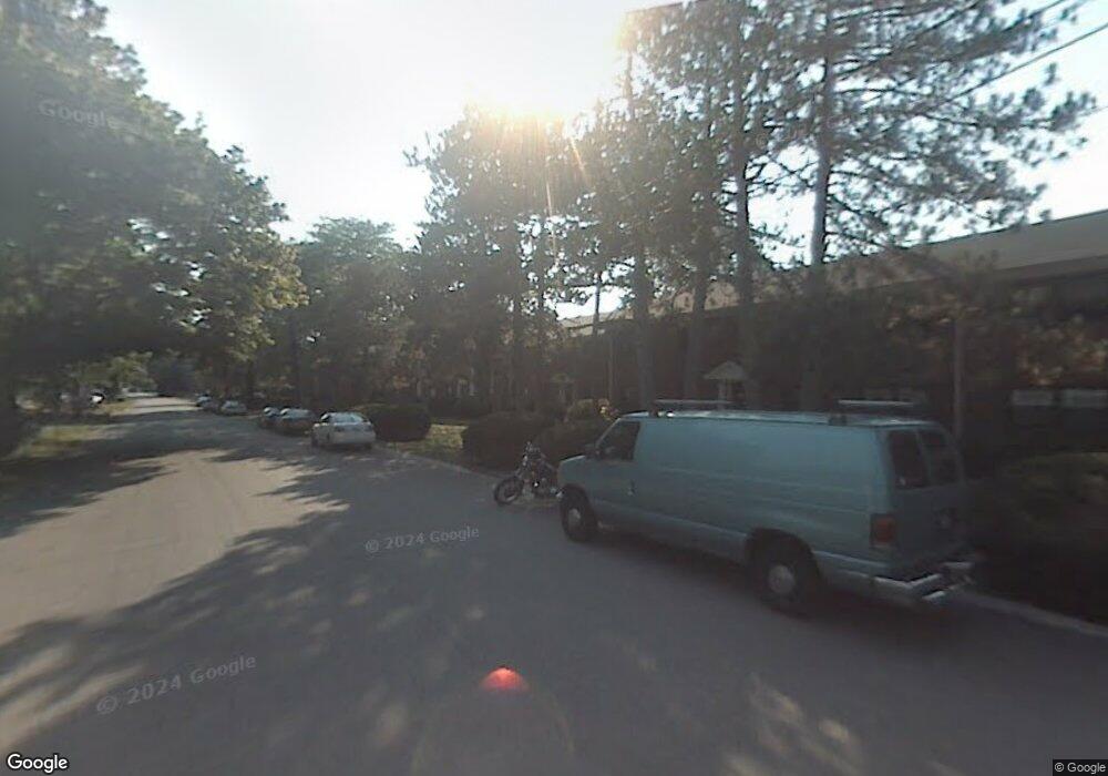 84 Renwick Rd unit A, Wakefield, MA 01880 - photo 1