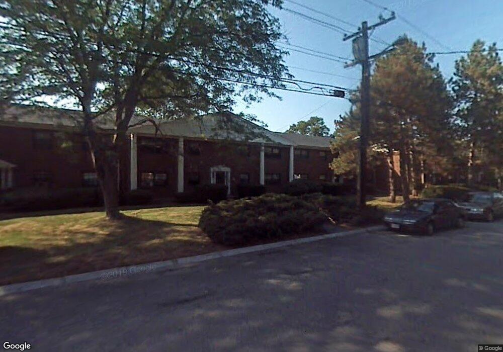 76 Renwick Rd unit C, Wakefield, MA 01880 - photo 1