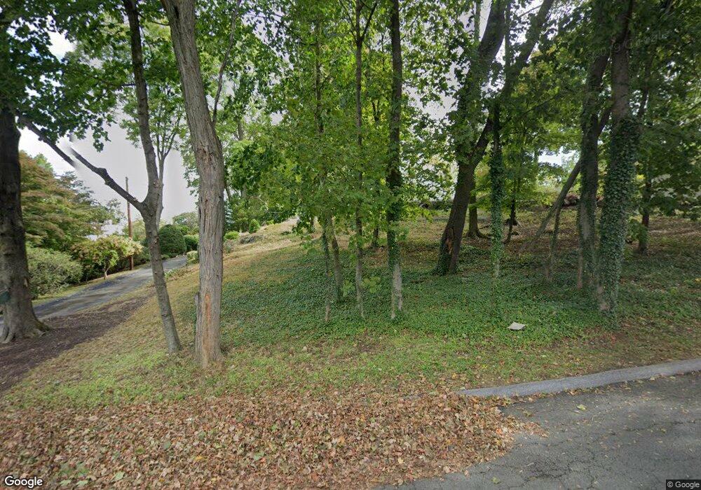 19 Maplewood Dr, Cos Cob, CT 06807 - photo 1