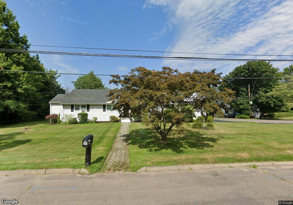 120 Schiller Rd, Fairfield, CT 06825 - photo 1