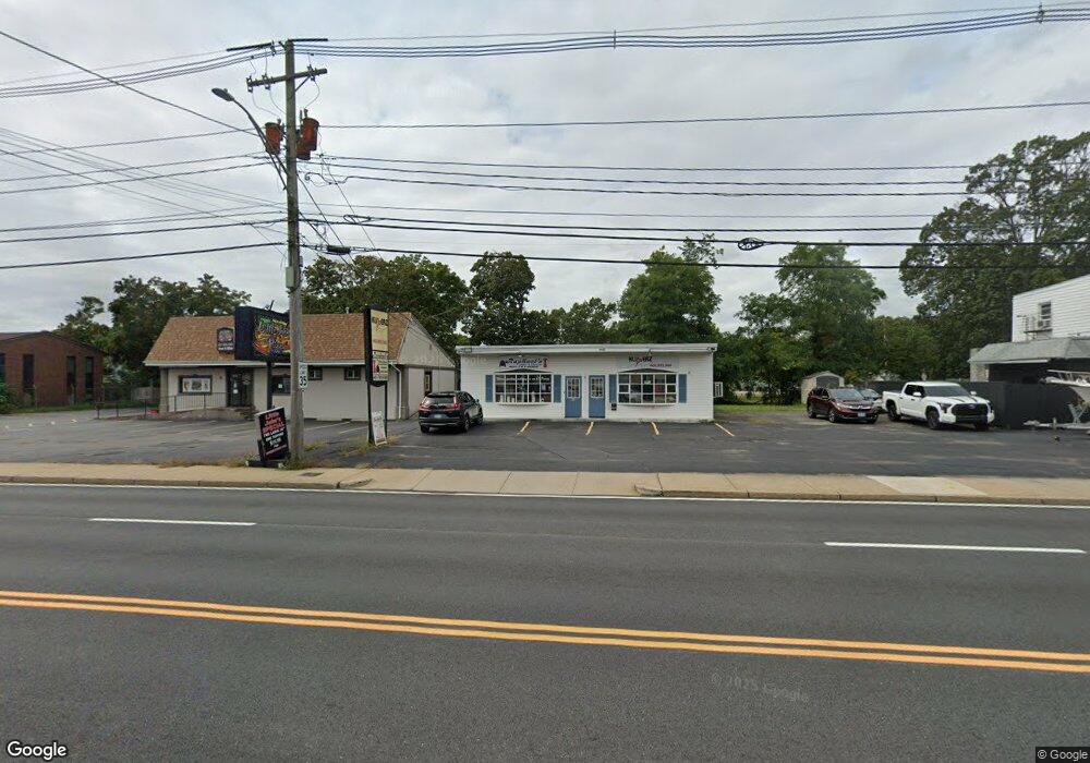 611 Warwick Ave, Warwick, RI 02888 - photo 1