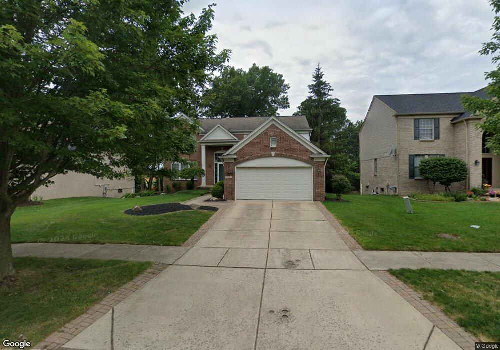 7676 Windgate Cir unit 26, West Bloomfield, MI 48323 - photo 1