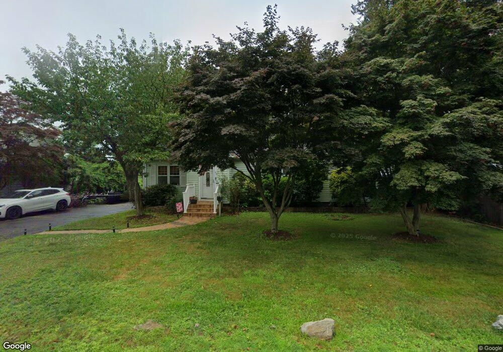 22 Robert Dr, East Haven, CT 06512 - photo 1