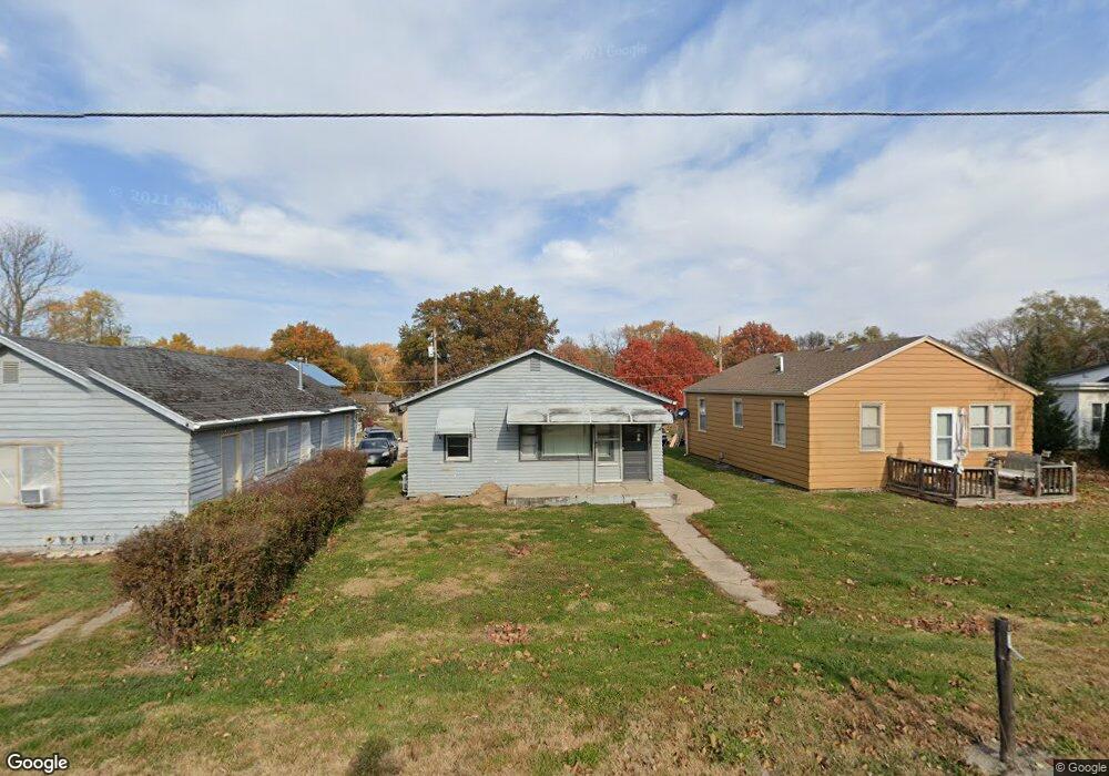 813 W Nishna Rd, Shenandoah, IA 51601 - photo 1