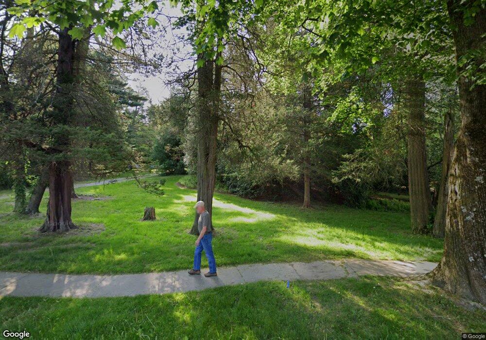 60 Shelton Rd, Trumbull, CT 06611 - photo 1