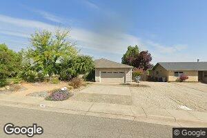 2812 Starlight Blvd, Redding, CA 96001