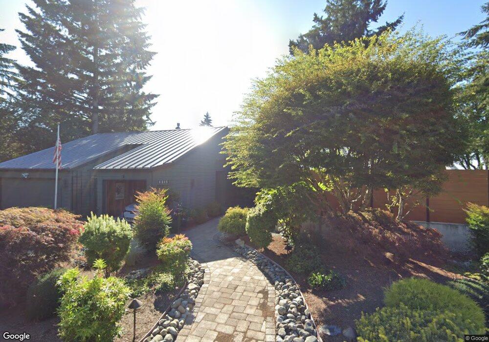 8215 SE 59th St, Mercer Island, WA 98040 - photo 1