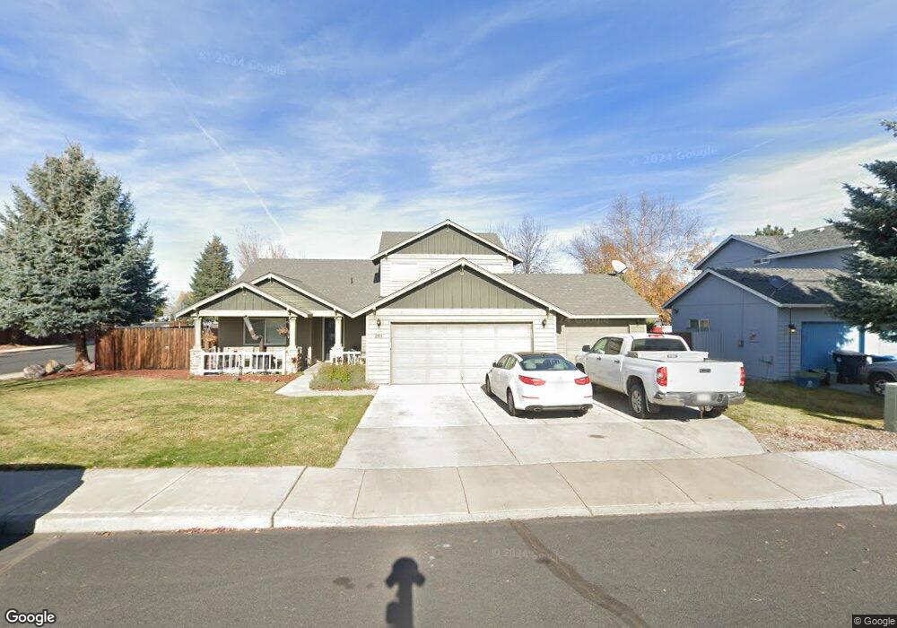 2151 NW Oak Ave, Redmond, OR 97756 - photo 1