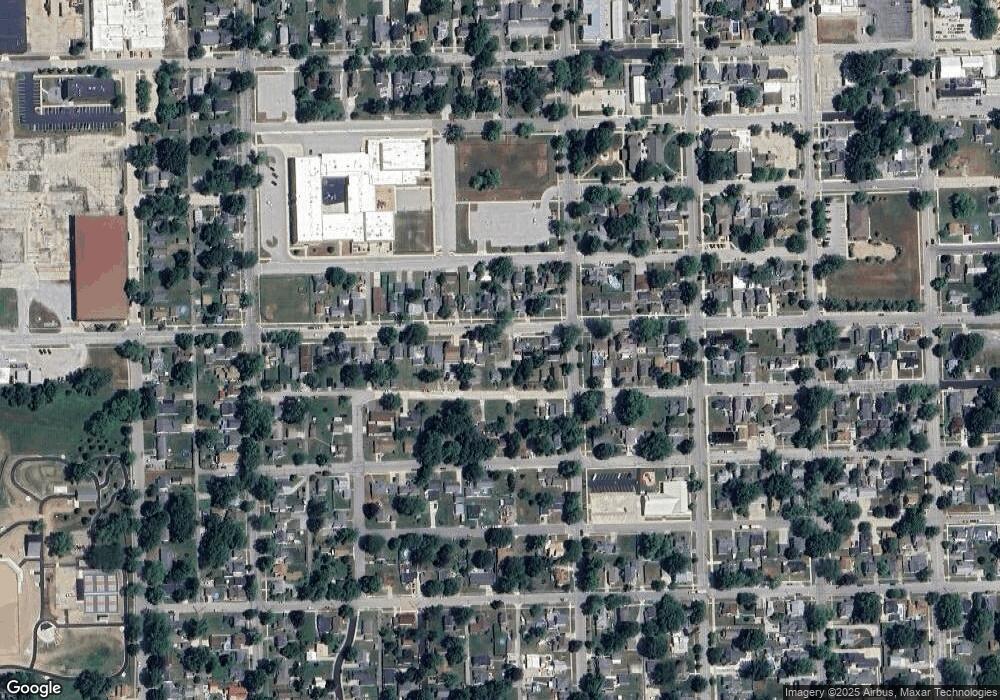 317 W 15th St, Auburn, IN 46706 - photo 1