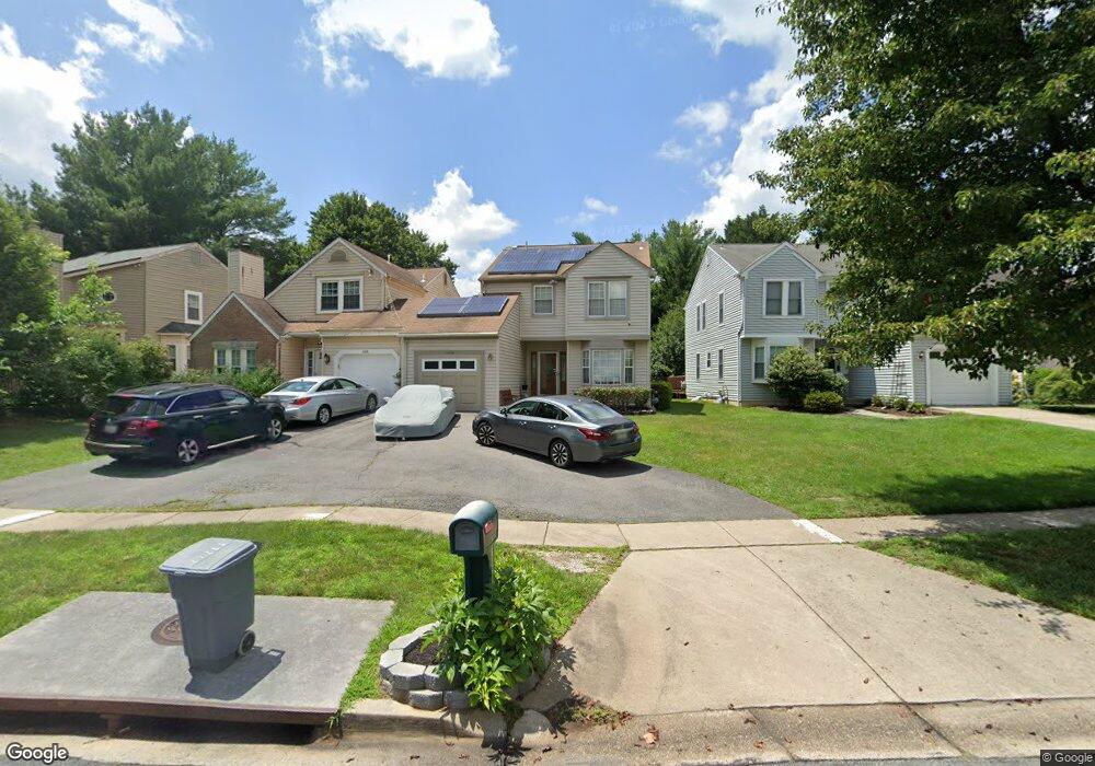 11232 Valley Bend Dr, Germantown, MD 20876 - photo 1