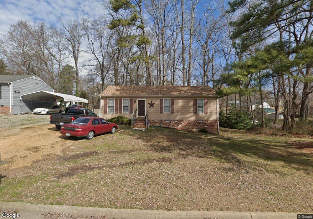 5718 Huntingcreek Dr, North Chesterfield, VA 23237 - photo 1