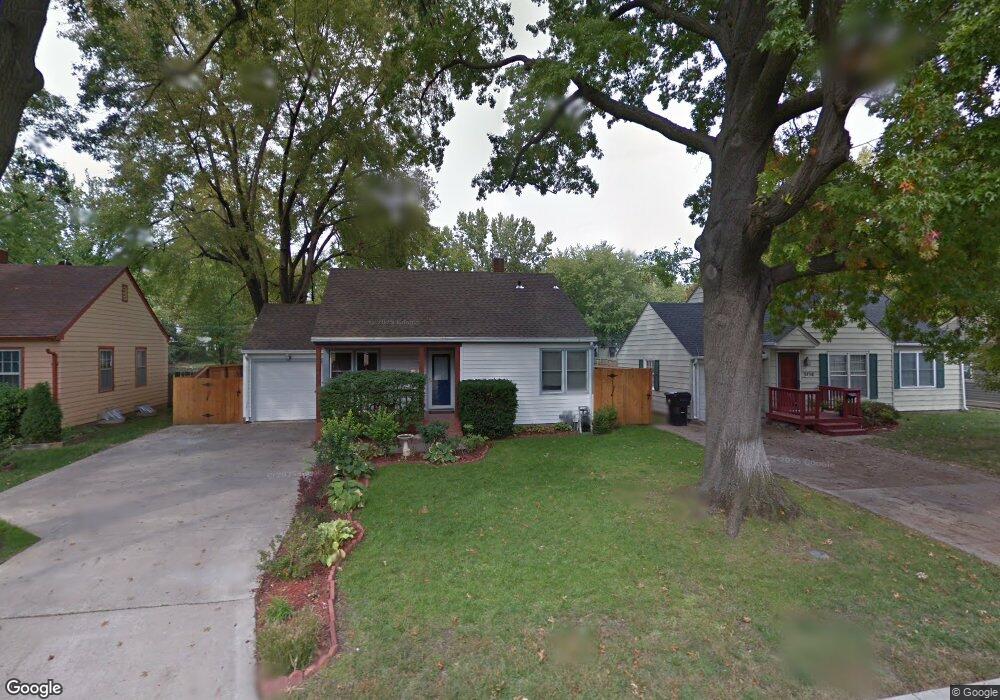 3734 SW 12th St, Topeka, KS 66604 - photo 1
