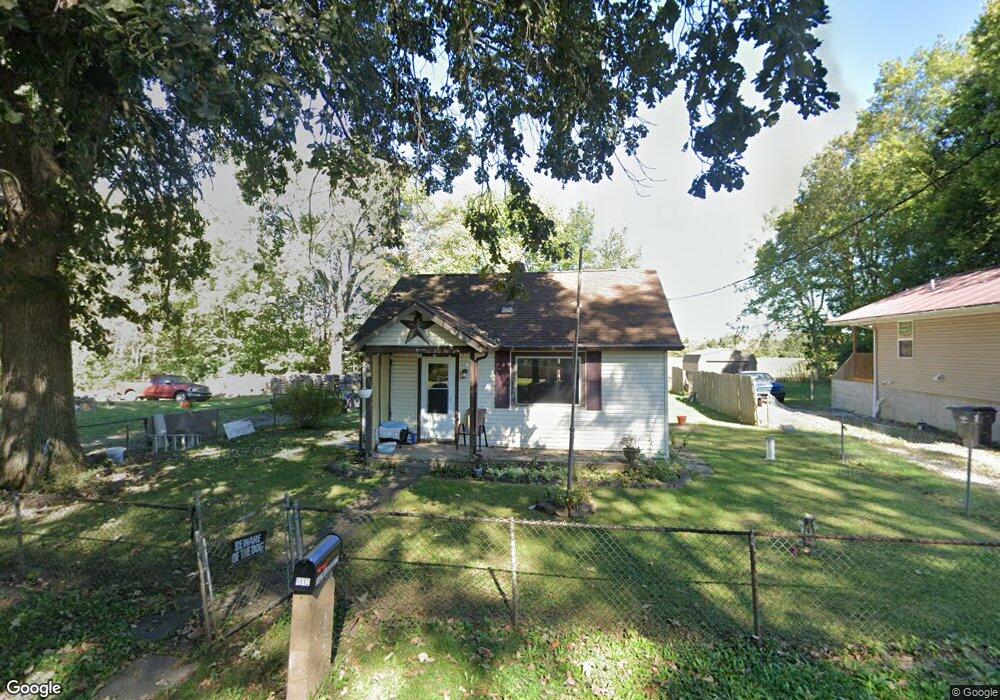 1912 Daugherty Ave, Columbus, OH 43207 - photo 1