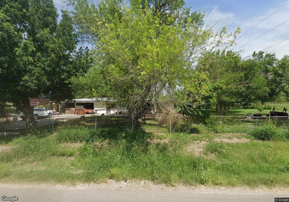 5330 N Val Verde Rd, Donna, TX 78537 - photo 1