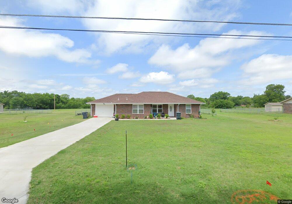 923 W Springdale Loop, Ardmore, OK 73401 - photo 1