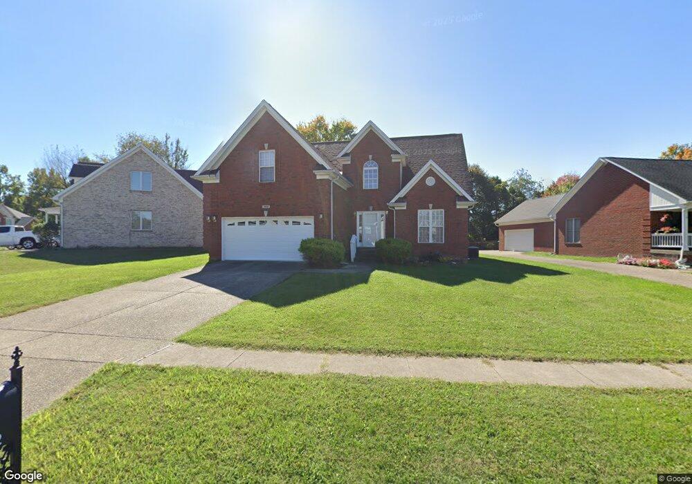 7412 Apple Mill Dr, Louisville, KY 40228 - photo 1