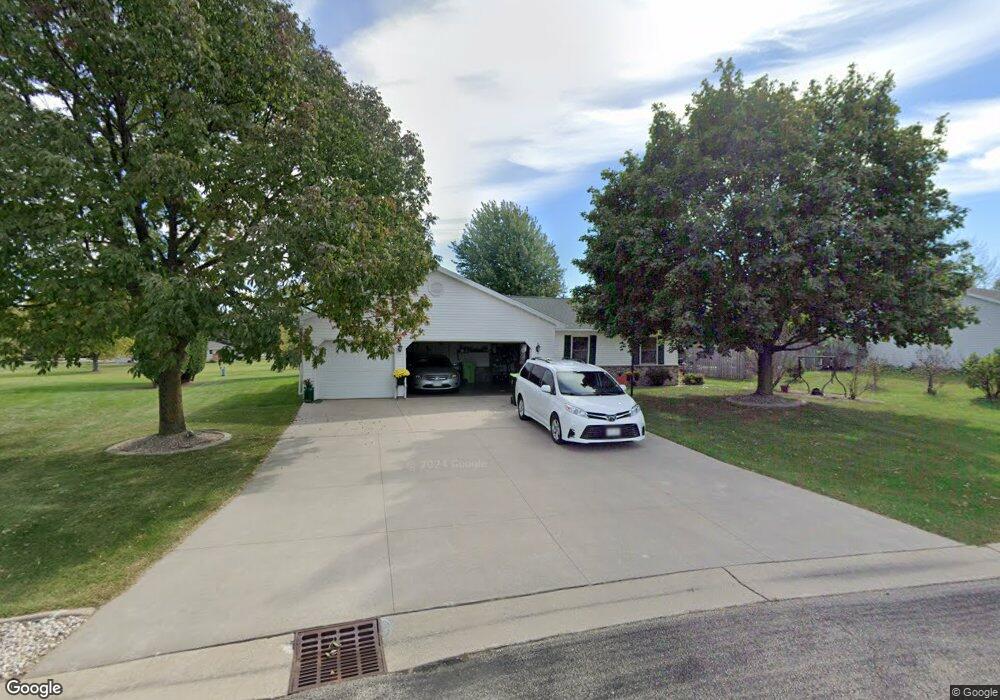 N9606 Chadbury Ln, Appleton, WI 54915 - photo 1