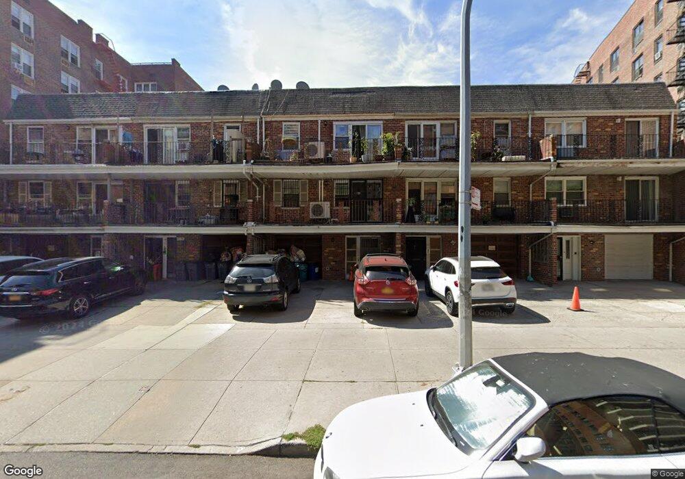 4228 Colden St, Flushing, NY 11355 - photo 1