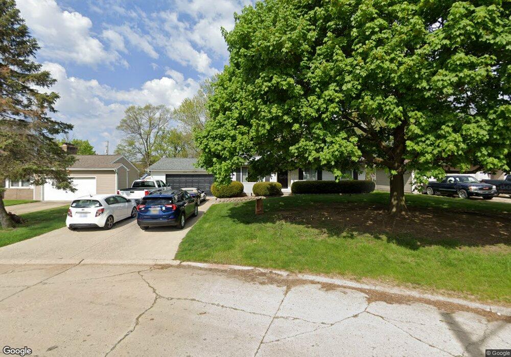 4130 Whispering Oak Dr, Flint, MI 48507 - photo 1