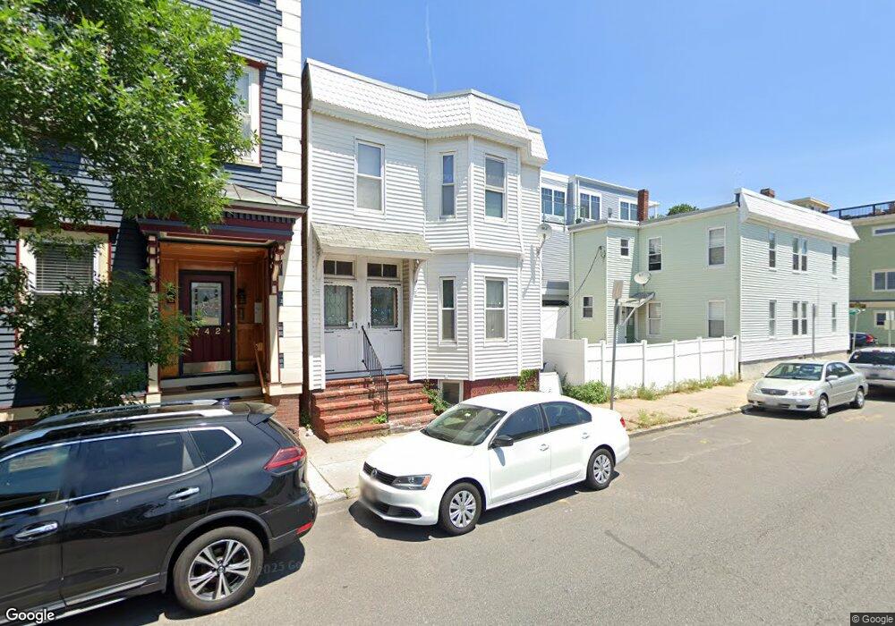 746 E 8th St unit 1, Boston, MA 02127 - photo 1