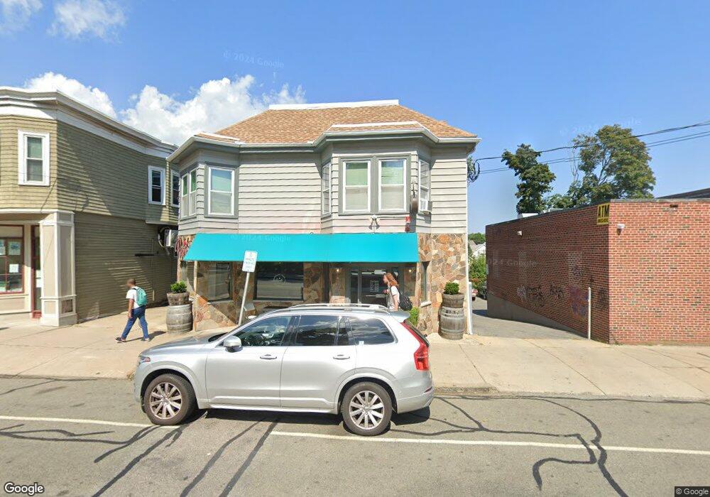 352 Boston Ave unit B, Medford, MA 02155 - photo 1