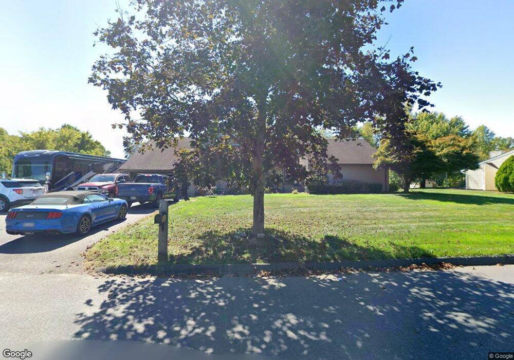 111 Jeffrey Ln, West Springfield, MA 01089 - photo 1