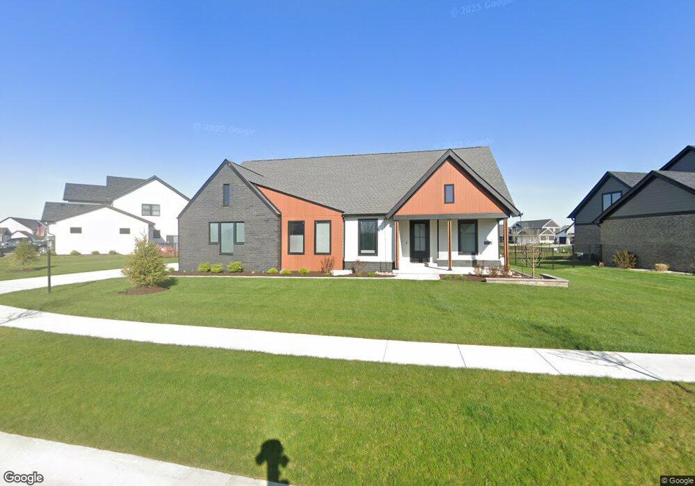 13340 Redbud Dr, Saint John, IN 46373 - photo 1