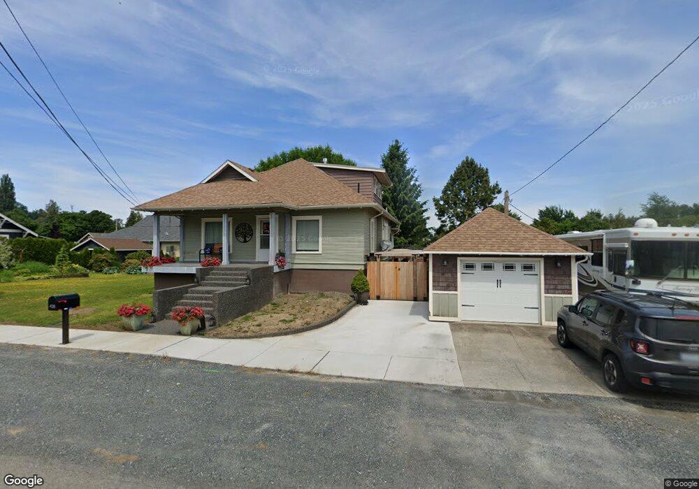 438 E 3rd St, Sumas, WA 98295 - photo 1