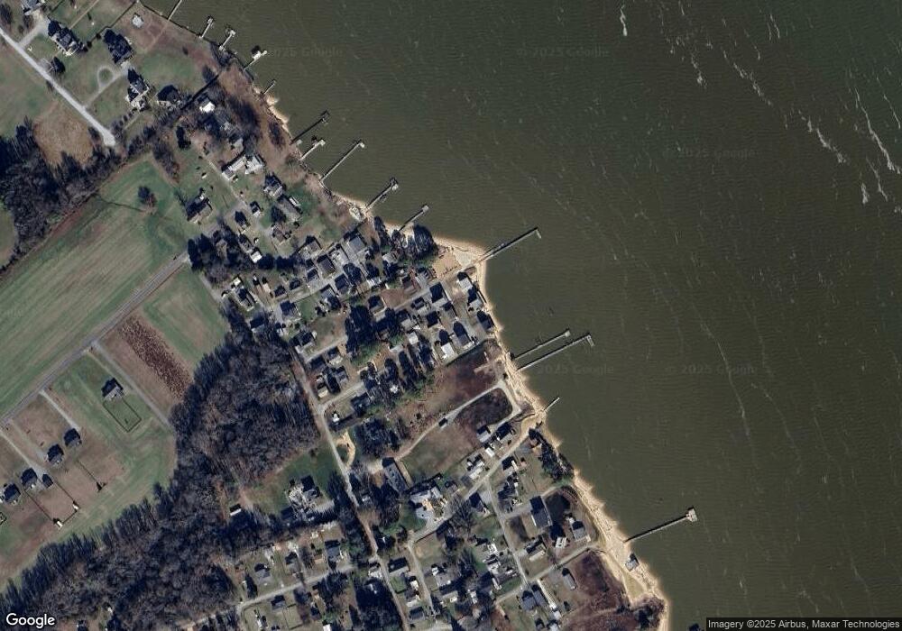 203 South Dr, Dunnsville, VA 22454 - photo 1