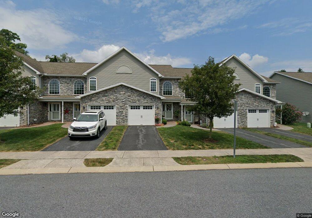 317 Briar Ridge Cir, Enola, PA 17025 - photo 1