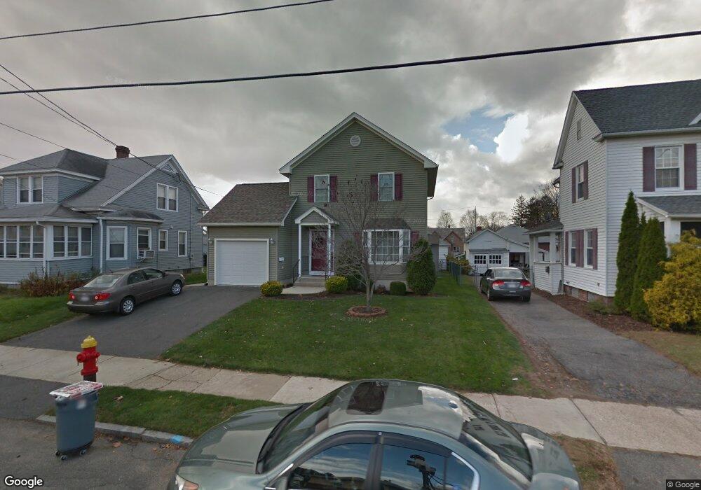 26 Moore St, Chicopee, MA 01013 - photo 1